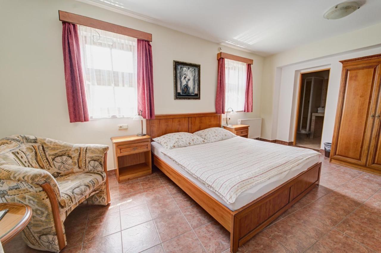 Rodinny Pension Antoni Чешки Крумлов Екстериор снимка